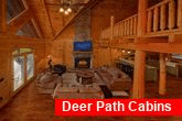 Luxury Cabin with Large Living Room & Fireplace