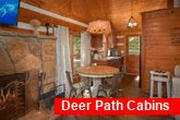 Cozy 2 Bedroom Cabin with Dining Area for 4