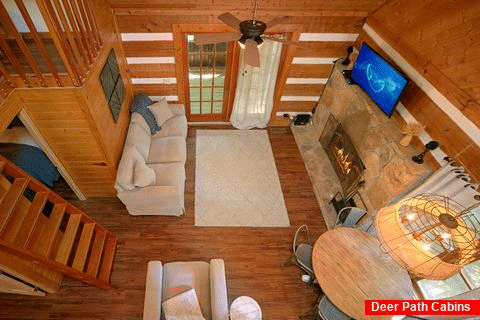 Wears Valley Cabin with Loft Area and Fireplace - Mountain Moonlight