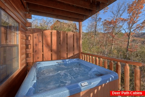 Private Hot Tub off the back of Cabin - Cheeky Chipmunk Getaway