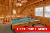 Spacious 3 Bedroom Cabin with Pool Table