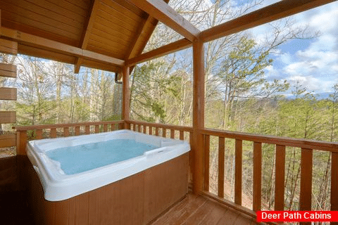 Large Outdoor Hot Tub with a View - Heaven's Gift