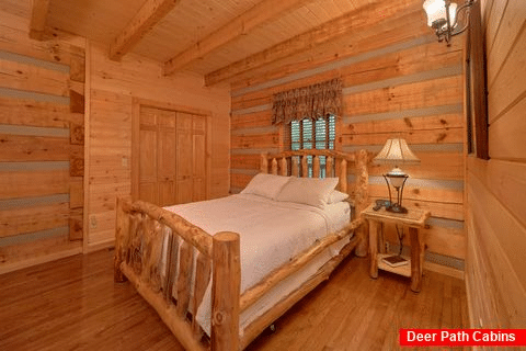 Secluded Cabin with a Private Queen Bedroom - Mountain Glory