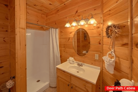 Master Bathroom with Jacuzzi - Majestic View