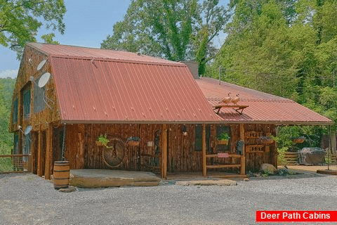 Luxurious 7 bedroom cabin overlooking the River - River Mist Lodge