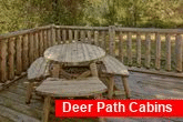 Unique 2 Bedroom Cabin with Outdoor Picnic Table