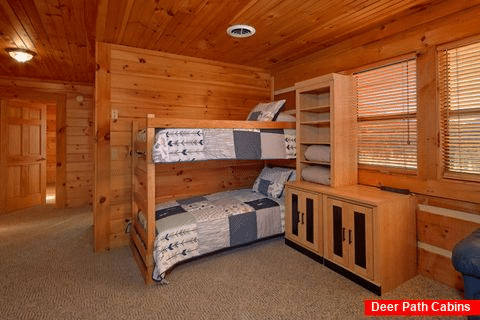 4 Bedroom Cabin Sleeps 14 Bunk Beds in Open Loft - Tranquility