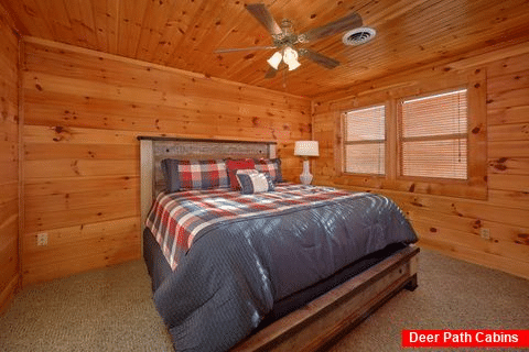 Wears Valley 4 Bedroom Cabin Sleeps 14 - Tranquility