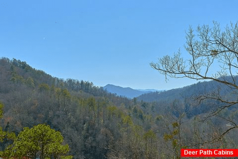 6 Bedroom Cabin with Pool and Mountain View - Splashin On Smoky Ridge