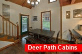 2 Bedroom 3 Bath Seclused Cabin Sleeps 8