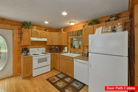 Fully Equipped Kitchen 2 Bedroom - Dancing Bear VII