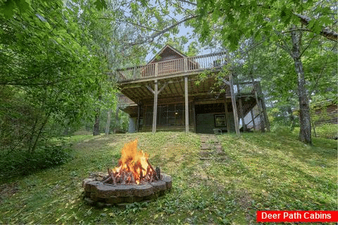 2 Bedroom 3 Bath Sleeps 6 with Fire Pit - Dancing Bear VII