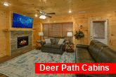 5 bedroom cabin with Sleeper Sofa in living room