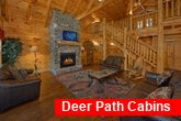 Luxurious 6 Bedroom 5.5 Bath Cabin Sleeps 26