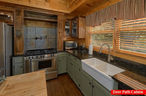 Beautiful 6 Bedroom 5.5 Bath Cabin - Grand Mountain Lodge