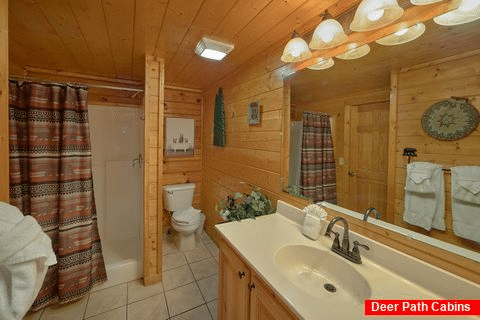 Master Suite Bath Room Smokey Mountain Retreat - Smoky Mountain Retreat