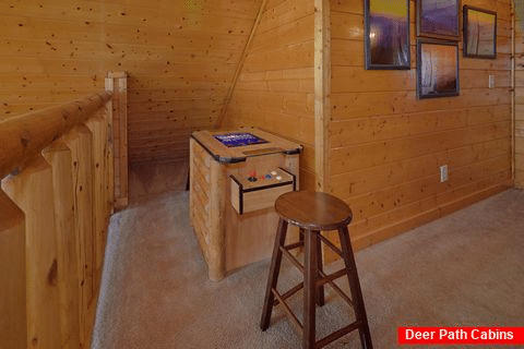 Arcade Game 5 Bedroom Cabin Sleeps 16 - Smoky Mountain Retreat