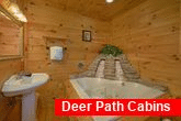 Jacuzzi Tub 2 Bedroom 2 Bath Cabin 