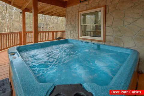 Private Hot Tub 3 Bedroom Sleeps 6 - Majestic Heights