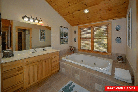 Master Bath with Jacuzzi Tub - Sweet Mountain Air