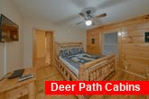 6 Bedroom Cabin With Private Queen bedroom