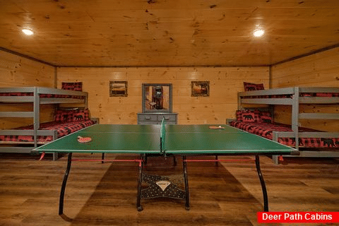 Game Room 6 Bedroom Gatlinburg Cabin - Gatlinburg Hideaway