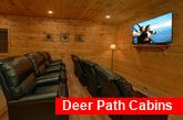 3 Bedroom Cabin with Theater Room Sleeps 10