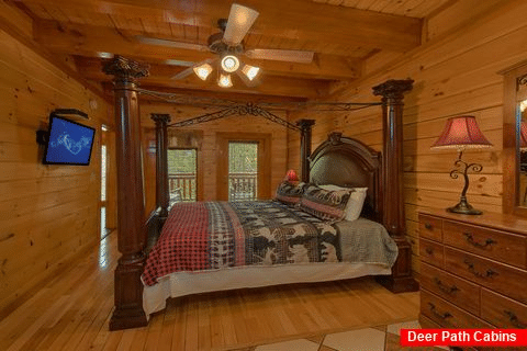 Spacious 8 Bedroom 6 Bath Cabin Sleeps 22 - Pool and a Theater Lodge