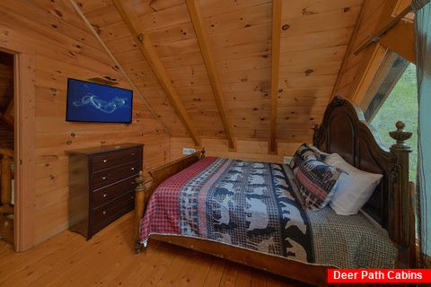 top Floor Queen Bedrooms 8 Bedroom Cabin - Pool and a Theater Lodge