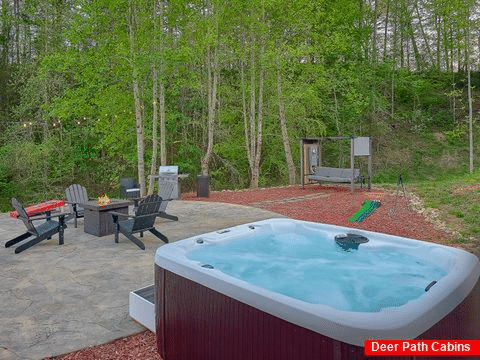 3 bedroom cabin with hot tub and fire pit - Cardinals Creek