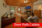 Three bedroom cabin near Pigeon Forge Sleeps 11