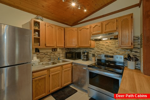 Smoky Mountain Cabin with Fully Equipped Kitchen - Rivers Ridge