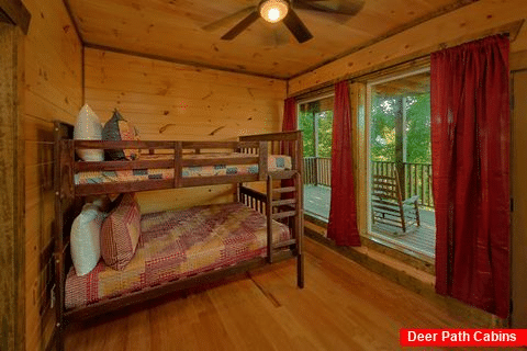 5 Bedroom 5.5 Bath Cabin Sleeps 16 Wears Valley - Above Walden's Creek