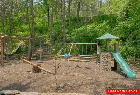 Cabins on the River with a Resort Playground - River Mist Lodge