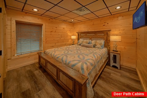 5 Bedroom Cabin with 4 King Beds Sleeps 16 - Fiddler's Friend