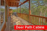 5 bedroom Pigeon Forge cabin with wooded view