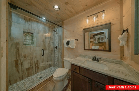 Private Master Bathroom in luxury cabin rental - Never Gonna Leave