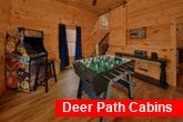 3 bedroom cabin with Arcade game and foosball 