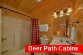 Beautiful 4 Bedroom Cabin Sleeps 12