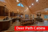 4 bedroom cabin with spacious dining room