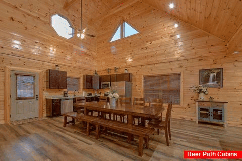 4 bedroom cabin rental with dining room for 12 - Huckleberry Lodge