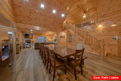 Cabin rental in Pigeon Forge with full kitchen - Huckleberry Lodge