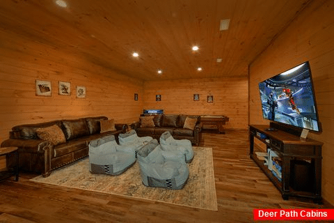 Spacious Cabin in Wears Valley with Game Room - Stay'N Play