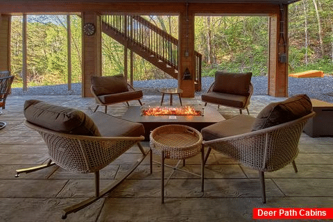 Smoky Mountain Cabin with Outdoor Seating - Reset and Relax