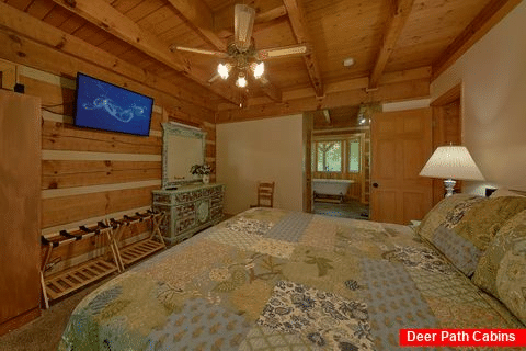 3 bedroom cabin with Private Master Bathroom - Dogwood Acre