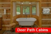 Rustic 3 bedroom cabin with private jacuzzi tub