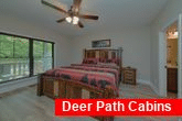 6 Bedroom Cabin with 5 king Bedrooms Sleeps 20