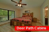 6 Bedroom Cabin with 5 king Bedrooms Sleeps 20