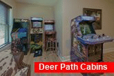 6 Bedroom cabin with 5 Arcade Games Sleeps 20