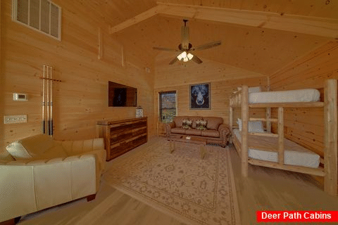 Luxury 2 Bedroom Cabin with Bunkbeds - Savannah Smiles